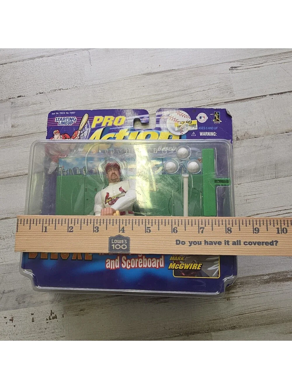 1998 STARTING LINEUP Pro Action Mark McGwire Collectible Figure St. Louis Cards